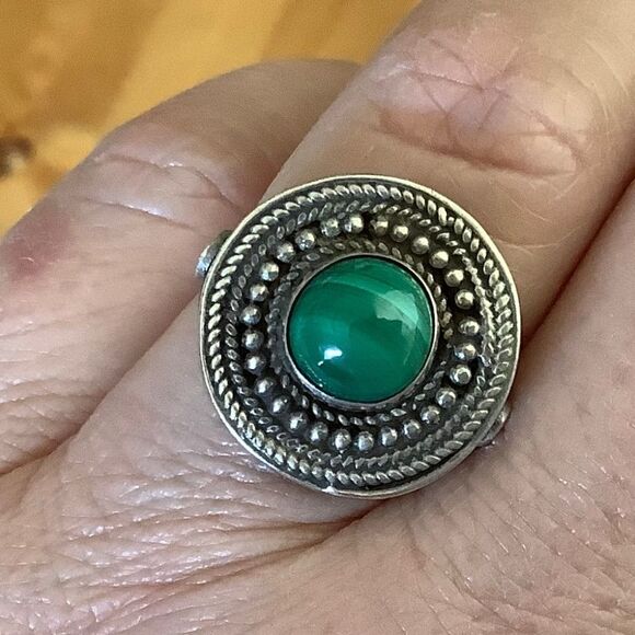 sterling SILVER 925 MALAHITE RING SIZE US 8.25 - Picture 3 of 8